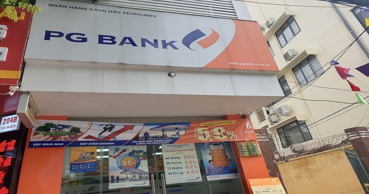 Người nhà Phó tổng giám đốc PG Bank muốn thoái sạch vốn tại ngân hàng