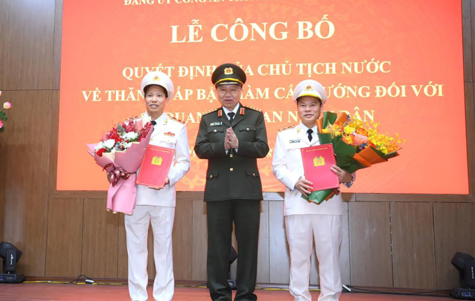 Bộ Công an: Thăng quân hàm Trung tướng Thứ trưởng Lê Văn Tuyến, Nguyễn Văn Long