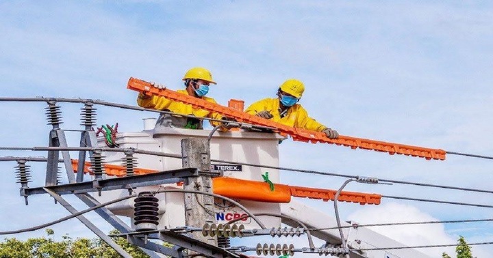 Bộ Công Thương đề nghị EVN xây dựng cơ chế giá điện hai thành phần