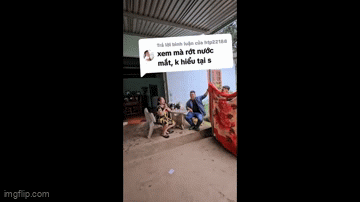 Xúc động chàng trai bí mật về nhà ăn Tết sau 7 năm xa cách khiến người mẹ vui mừng suýt ngất