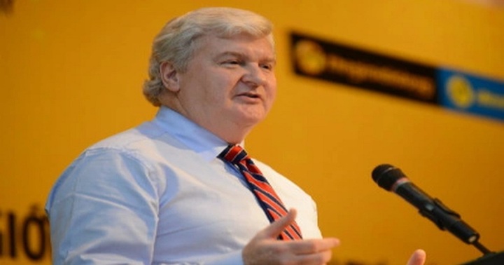 Sếp Thế Giới Di Động muốn bán cổ phiếu để mua nhà cho vợ