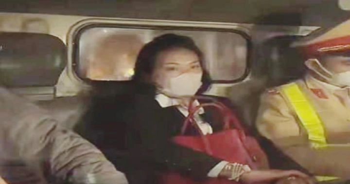 Nữ tài xế vi phạm nồng độ cồn ở phố Trần Cung bị đề nghị phạt 35 triệu đồng