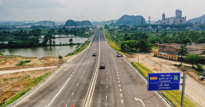 Đưa nội dung kỹ năng lái xe trên cao tốc phân kỳ đầu tư vào đào tạo cấp bằng