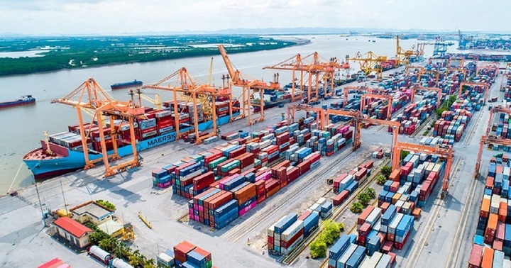 Tổng công ty Hàng hải Việt Nam trước thềm ĐHCĐ 2024: Lợi nhuận năm 2023 sụt giảm 31%