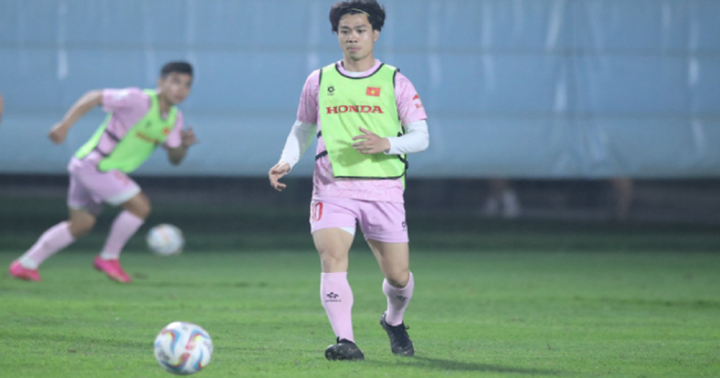 Chấn thương của Công Phượng không nghiêm trọng