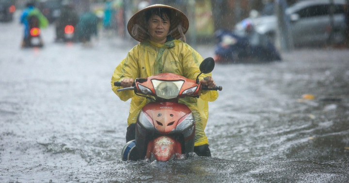 Tin tức dự báo thời tiết hôm nay 2/8: Mưa lớn tiếp tục tại nhiều vùng trên cả nước