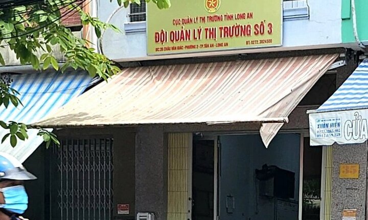 Kỷ luật 4 cán bộ quản lý thị trường ở Long An vì đánh bạc ăn tiền tại trụ sở