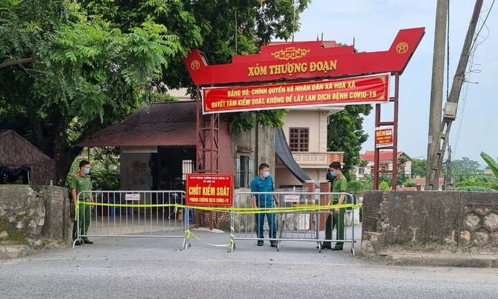 Huyện Ứng Hòa: Quyết liệt triển khai các phương án phòng dịch