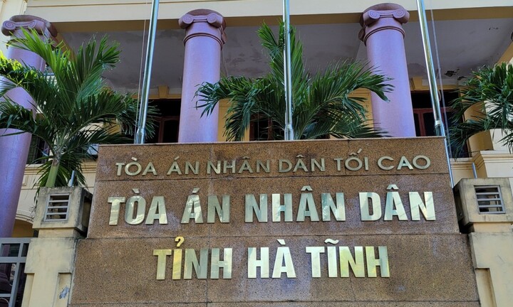 Vụ tranh chấp về thừa kế tài sản, yêu cầu hủy giấy chứng nhận quyền sử dụng đất tại Lộc Hà – Hà Tĩnh: Chấp nhận một phần khởi kiện của nguyên đơn