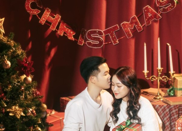Tan Pon - Cặp đôi GenZ 'triệu view' nắm tay nhau từ lúc khó khăn 