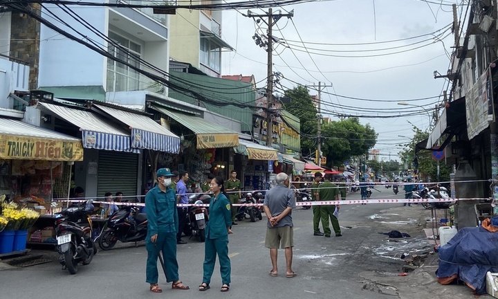 TP.HCM: Tiếng nổ lớn phát ra từ quán cơm khiến 2 người bị bỏng nặng