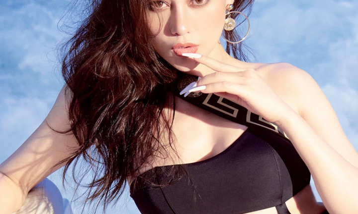 Phương Oanh vừa tung