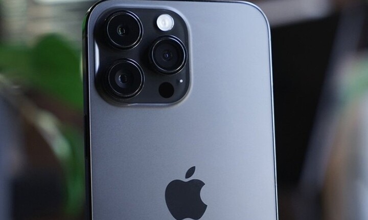 Apple bất ngờ làm điều này với người dùng iPhone