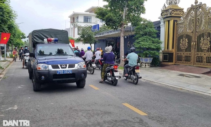 Công an bất ngờ phong tỏa nhà cựu Chủ tịch UBND Cao Khoa