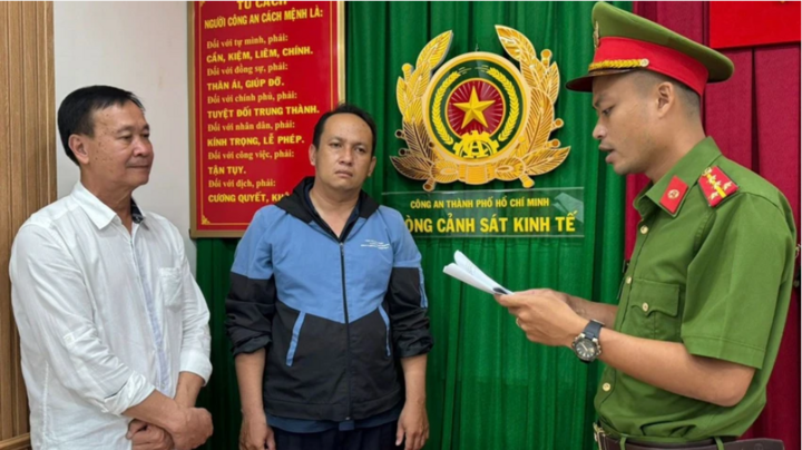 Vì sao 2 cán bộ hải quan Cửa khẩu Cảng Phú Mỹ bị bắt?