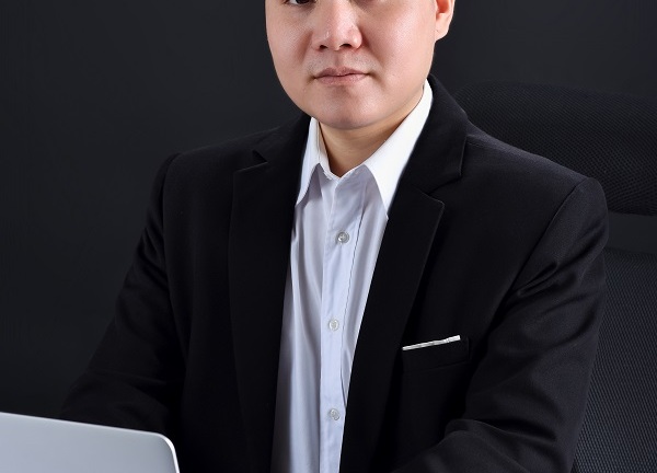 M2 Mobile – Ông “trùm” chuyên bán buôn điện thoại di động và đồ công nghệ ở Hà Nội