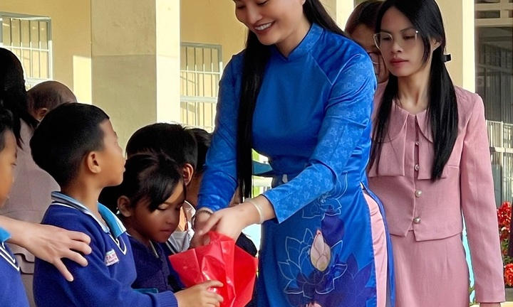 Hoạt động từ thiện trao quà Tết của công ty Nguyễn Trần tại TP Đà Lạt, Lâm Đồng