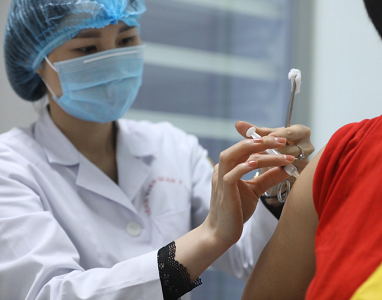 Bộ Y tế chính thức phê duyệt thử nghiệm vaccine NanoCovax giai đoạn 3