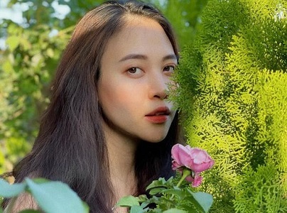 Bà xã Cường Đô la khoe nhan sắc 