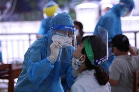 Vĩnh Long: 18 người dương tính với SARS-CoV-2 sau khi cùng dự đám tang 
