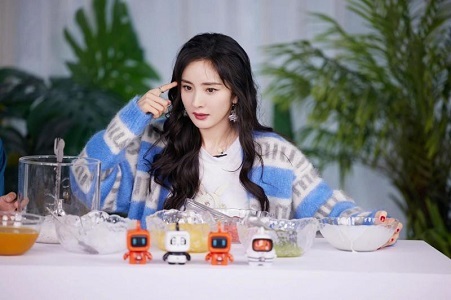 Dương Mịch lộ nhan sắc như gái đôi mươi, ảnh chụp camera thường khiến ai cũng ngỡ ngàng 