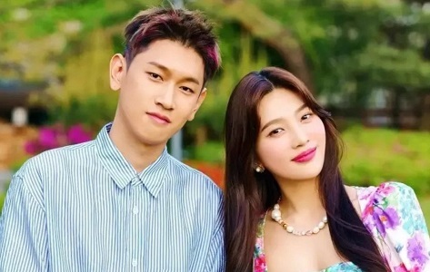 Crush viết tâm thư gửi fan sau tin hẹn hò, miêu tả bạn gái Joy (Red Velvet) đầy ngọt ngào