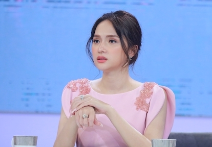 Phía Hương Giang lên tiếng về lùm xùm lộ clip kể chuyện nhạy cảm