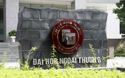 Đại học Ngoại thương công bố điểm chuẩn năm 2021, thấp nhất 28,05 điểm