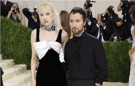 Tin tức giải trí mới nhất ngày 15/9: Rosé BLACKPINK đọ sắc cùng dàn sao lộng lẫy tại Met Gala 2021