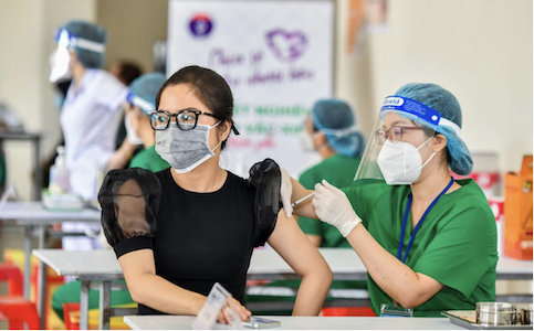 TP. Thủ Đức bắt đầu tiêm vaccine ngừa COVID-19 Sputnik V