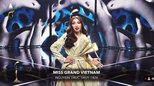 Miss Grand International 2021: Thùy Tiên hùng biện bằng tiếng Anh và tiếng Thái