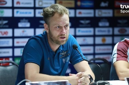 HLV Mano Polking khả năng cao tiếp tục dẫn dắt đội tuyển Thái Lan 