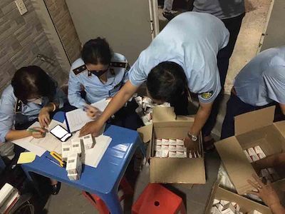 TP. HCM thu giữ số lượng lớn thuốc điều trị COVID-19 không rõ nguồn gốc