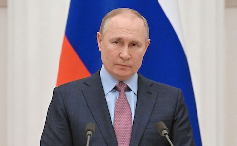Tổng thống Putin ra lệnh quân đội Nga đến miền Đông Ukraine