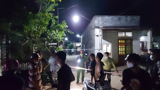 Bình Phước: Bị nhắc nhở vì ồn ào, nhóm thanh niên đâm 1 người tử vong 