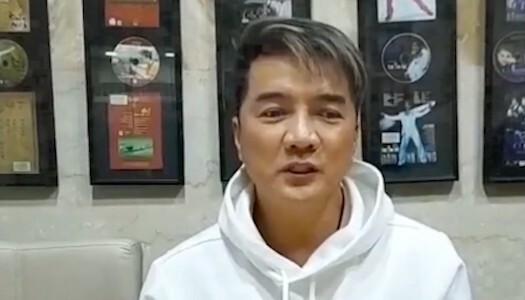 Ca sĩ Đàm Vĩnh Hưng: