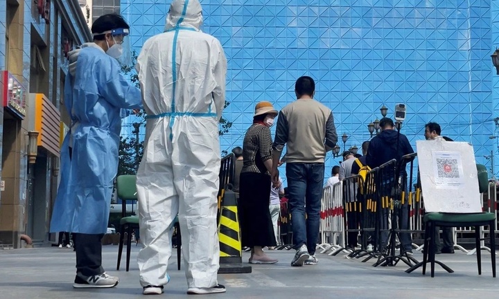 Bắc Kinh dừng hoạt động phương tiện công cộng để phòng chống COVID-19