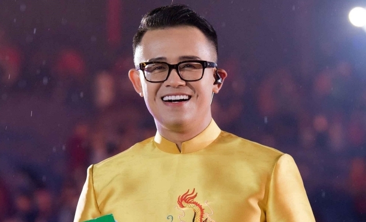 MC Đức Bảo gây ấn tượng với tiết mục chào bằng 11 thứ tiếng tại SEA Games 31 