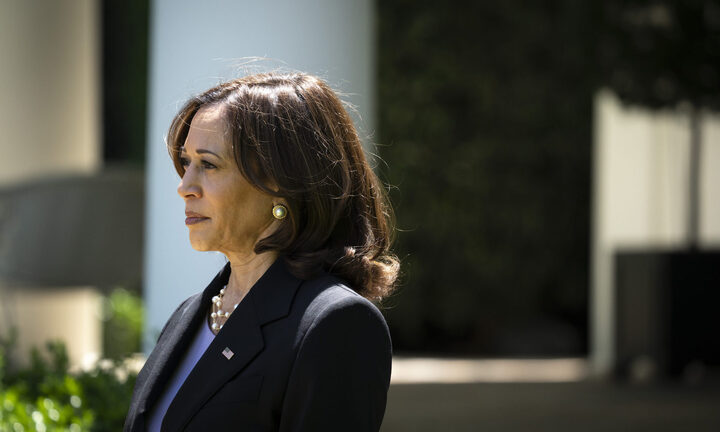 Phó Tổng thống Mỹ tiếp tục kêu gọi cấm vũ khí tấn công