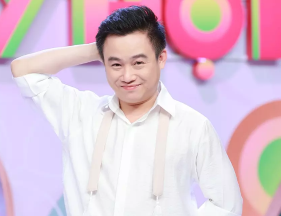 Diễn viên Hữu Tín từng phải trả nợ 60-70 triệu đồng một tháng