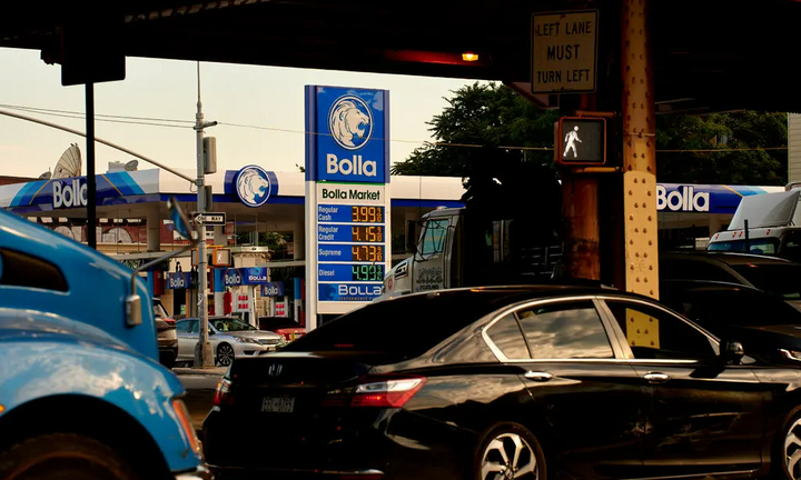 Mỹ sắp xả 15 triệu thùng dầu từ kho dự trữ chiến lược để kiềm chế giá xăng dầu