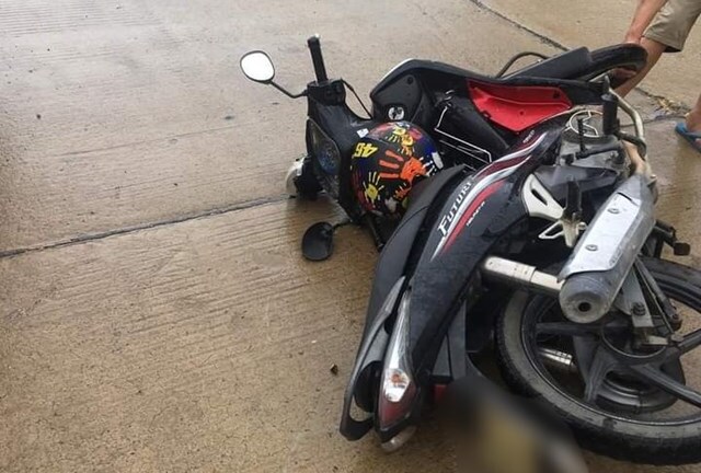 Tin tức tai nạn giao thông mới ngày 26/10: Tông trúng con bò qua đường, một cán bộ huyện tử vong