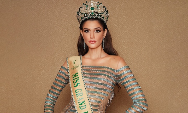 Vẻ đẹp sang trọng của tân Hoa hậu Hòa bình Quốc tế 2022