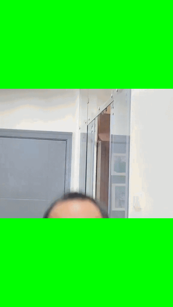 MC Quyền Linh bắt trend vũ điệu 
