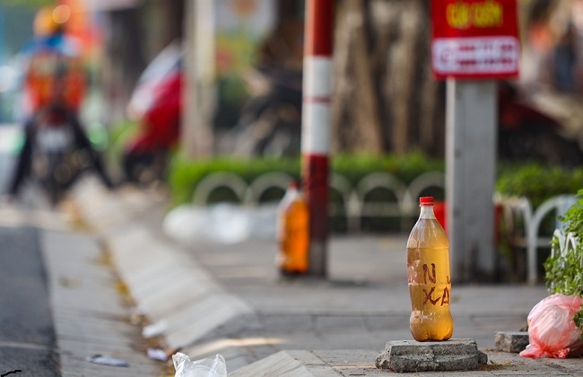 Hà Nội hỏa tốc yêu cầu xử lý nghiêm tình trạng bán xăng dầu qua chai lọ tự phát