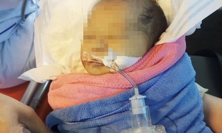 Tình hình sức khỏe bé sơ sinh bị bỏ rơi trong rừng