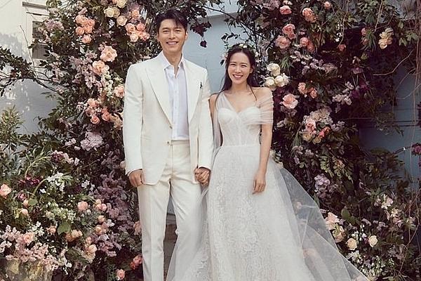 Son Ye Jin chính thức hạ sinh con đầu lòng, dân mạng đoán sẽ thừa hưởng 