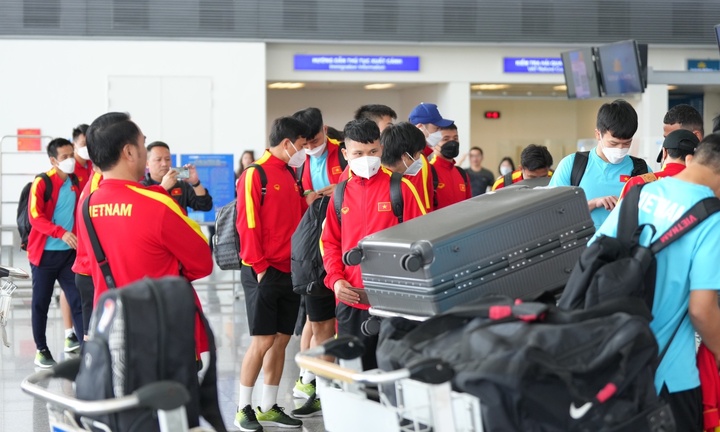 Tuyển Việt Nam sang Bangkok đá chung kết lượt về AFF Cup 2022