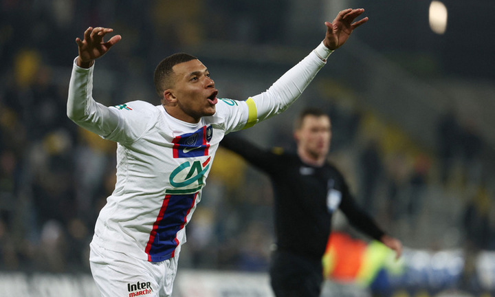 Mbappe ghi 5 bàn trong trận