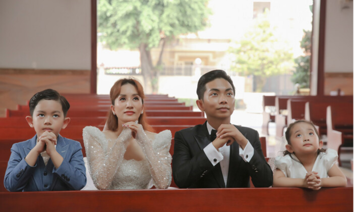 Trước ngày cưới, Khánh Thi tung 'của hồi môn' để dành hơn 10 năm